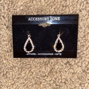 Black/White formal earrings